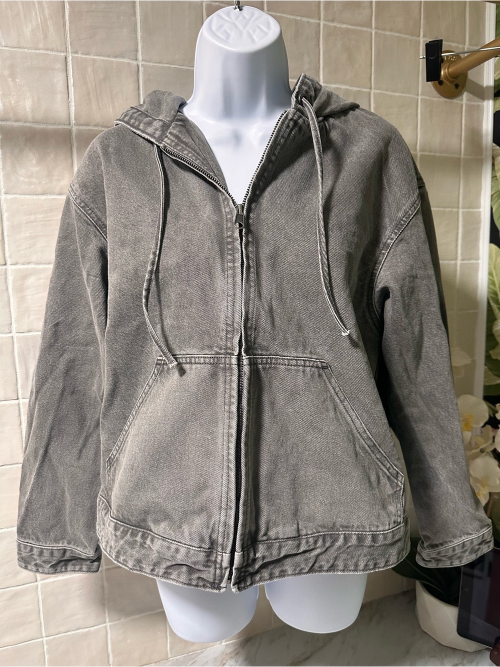 Wild Fable gray denim jacket with hood, size XS.